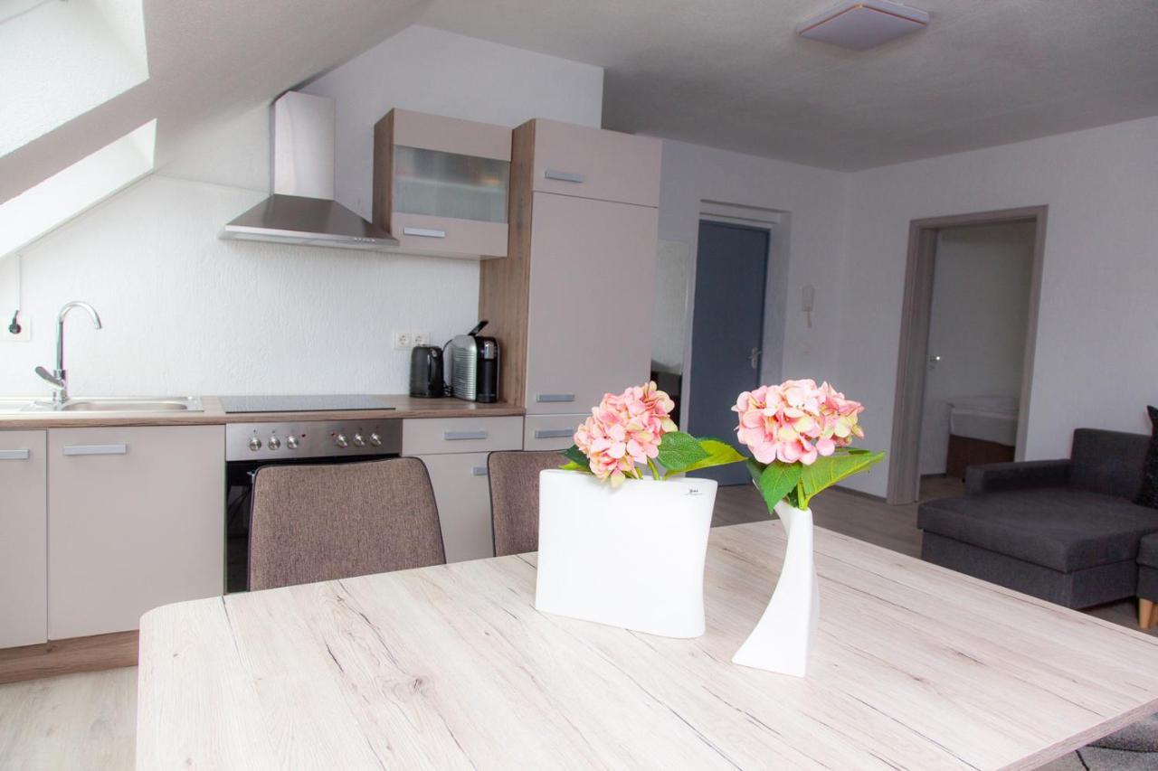 T&K Apartments Near Messe Fair Trade Duesseldorf Und Airport 3A ดุยส์บูร์ก ภายนอก รูปภาพ