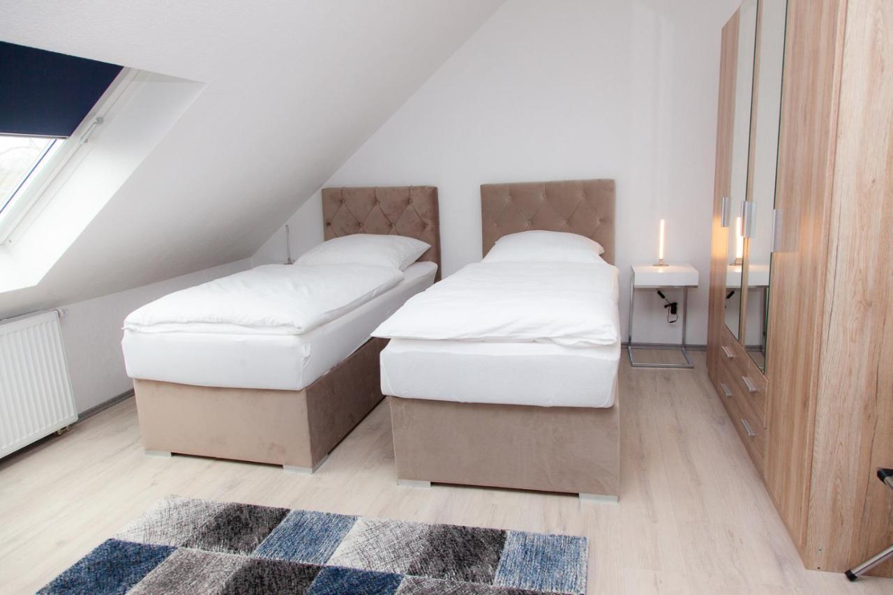 T&K Apartments Near Messe Fair Trade Duesseldorf Und Airport 3A ดุยส์บูร์ก ภายนอก รูปภาพ